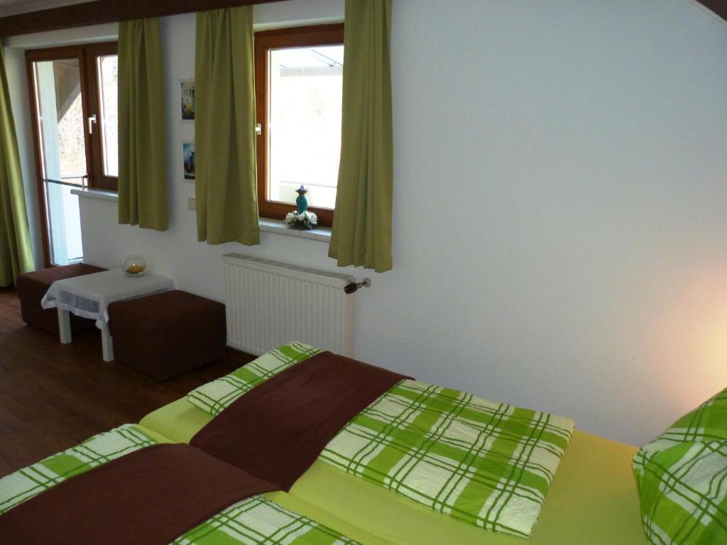 Ferienhaus Bluemel Inkl. Freier Strandbadeintritt フェルデン・アム・ヴェルターゼー 部屋 写真